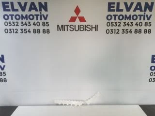 MİTSUBİSHİ OUTLANDER (15-16) ARKA TAMPON BRAKETİ SAĞ - 1