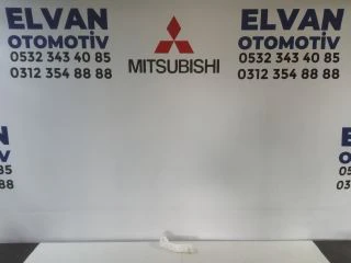 MİTSUBİSHİ PAJERO (08-15) ÖN TAMPON BRAKETİ SAĞ - 1
