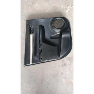 Toyota Hilux Euro 6 2015-2020 Ön kapı Döşemeleri