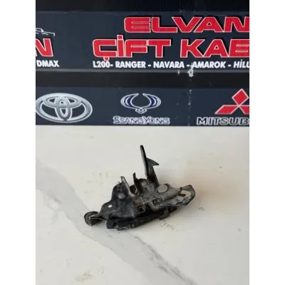 Nissan Navara Euro 5 2011-2018 Kaput kilidi