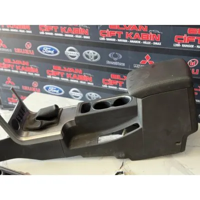 Nissan Navara Euro 5 2011-2018 Orta Konsol