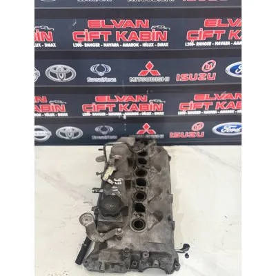 Mitsubishi L200 Euro 5 2012-2015 Motor Üst Kapağı