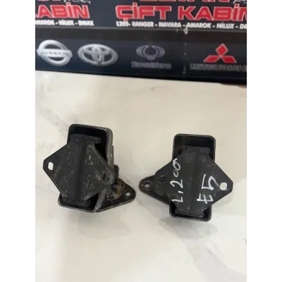 Mitsubishi L200 Euro 5 2012-2015Motor Kulakları Sağ Sol