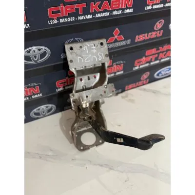 Isuzu D-max Euro 4 2008-2012 Fren Pedalı