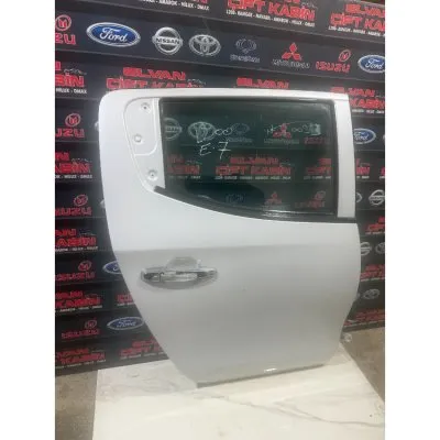 Mitsubishi L200 Euro 7 Sağ Arka kapı