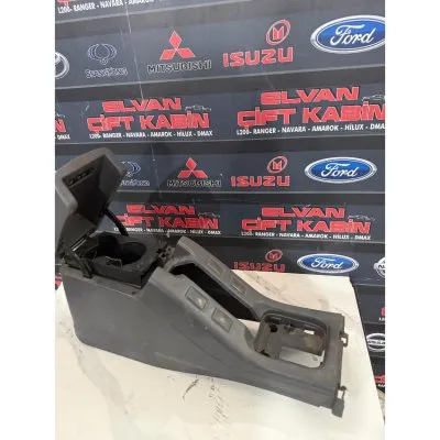 Nissan NP 300 2011 Orta Konsol