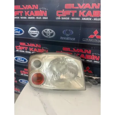 Nissan Skystar 2005 Sağ Sol Far Takım