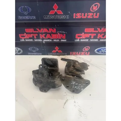 Nissan Skystar 2005 Motor Kulakları