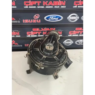 Toyota Hilux 2005 Hava Filtre Kutusu