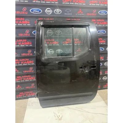 Nissan Navara 2011 Siyah Sol Arka Kapı 