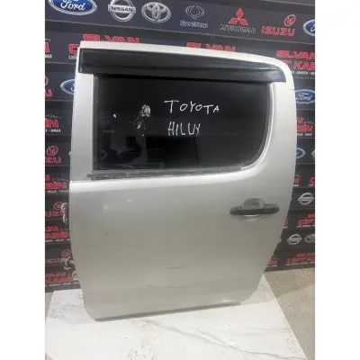 Toyota Hilux 2013 Gri Sol Arka Kapı