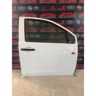 Isuzu D-max Euro 5 2012-2016 Sağ Ön Kapı ve Döşemesi
