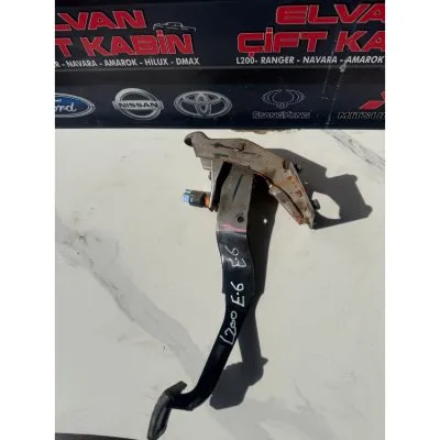 Mitsubishi L200 Euro 6 2015-2019 Fren Pedalı