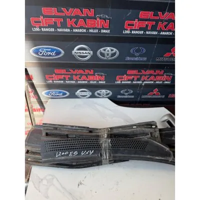 Mitsubishi L200 Euro 5 2012-2015 4x4 Silecek Izgaraları Sağ Sol 