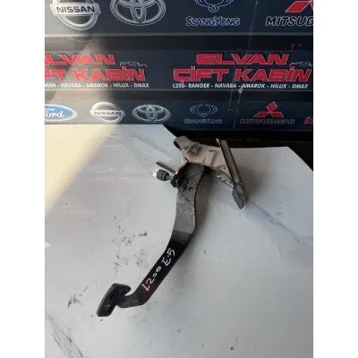 Mitsubishi L200 Euro 5 2012-2015 4x4 Fren Pedalı