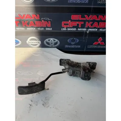 Mitsubishi L200 Euro 5 2012-2015 4x4 Gaz Pedalı
