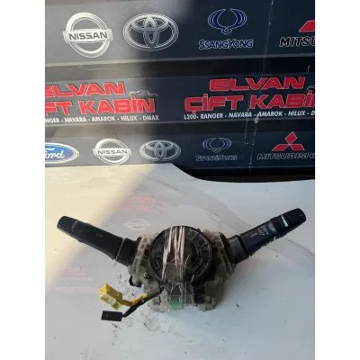 Mitsubishi L200 Euro 5 2012-2015 4x4 Sinyal ve Silecek Kolları
