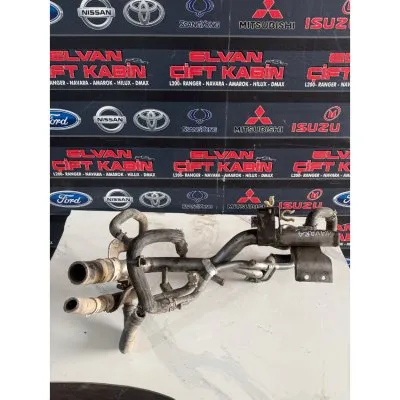 Nissan Navara E6 2015-2019 Su Boruları Giriş Çıkış