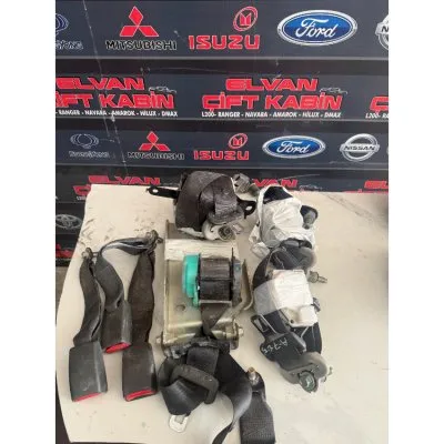 Nissan Navara Euro 5 2012-2015 Emniyet Kemer Takımı