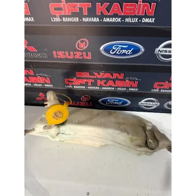 Isuzu D-max Euro 5 2011-2019 Cam Su Bidonu