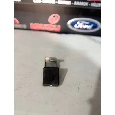 Isuzu D-max Euro 5 2013-2019 Yakıt Çekme Kolu