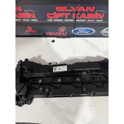 Toyota Hilux Euro 6 2015-2019 Motor Üst Plastik Kapak