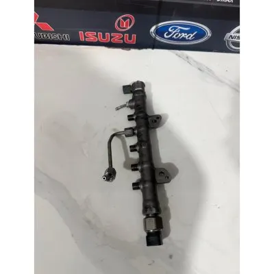 Toyota Hilux Euro 6 2015-2019 Enjektör Rail Borusu