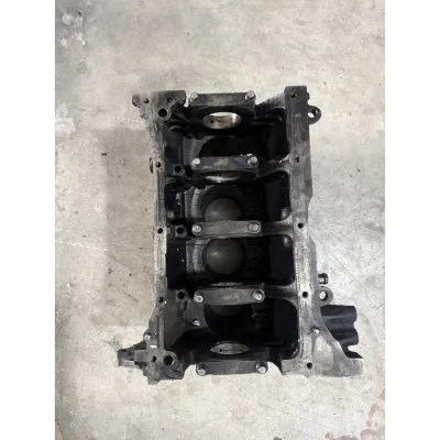 Nissan Skystar 2004 Blok