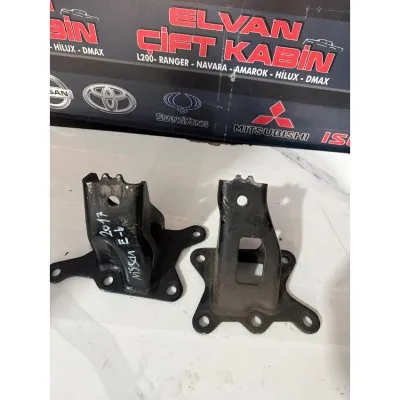 Nissan Navara Euro 6 2015-2019 Şanzıman Kulakları