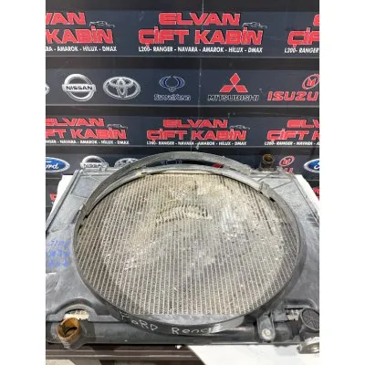 Ford Ranger 2011 Su Radyatörü ve Fan Davlumbazı