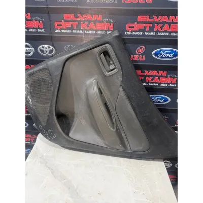 Mitsubishi L200 Euro 7 Sağ Arka Kapı Döşemesi