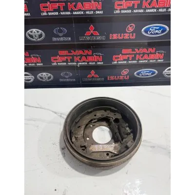 Mitsubishi L200 Euro 6 4x4 Arka Kampana 