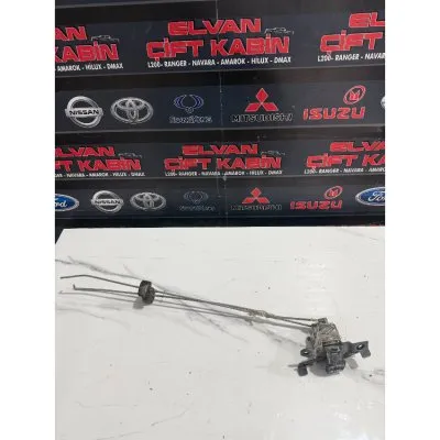 Nissan Skystar 2005 Bagaj Kapağı Kilidi Sağ-Sol