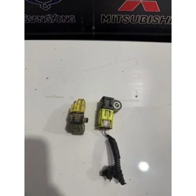 Mitsubishi L200 4x4 Euro 6 2015-2019 Airbag Sensörleri