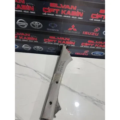 Toyota Hilux 2020-2025 Ön Direk Plastikleri Sağ-Sol