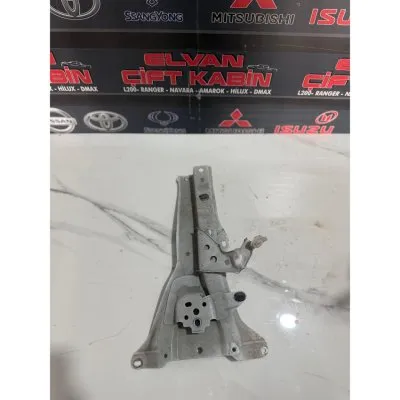 Toyota Hilux 2020-2025 4x4 Ön Panel Sacı