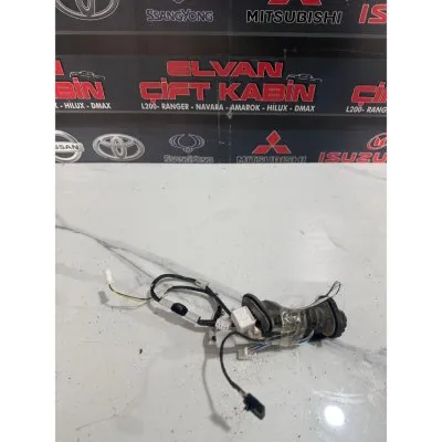 Toyota Hilux 2020-2025 Sağ Arka Kapı Tesisatı