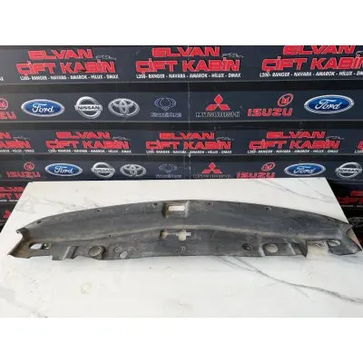 Toyota Hilux 2020-2025 Ön Tampon Alt Muhafaza Plastiği