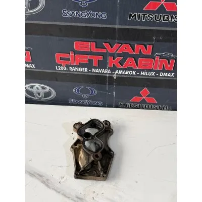 Nissan Navara Euro 6 2015-2019 Yağ Soğutucu Bağlantı Braketi Nissan