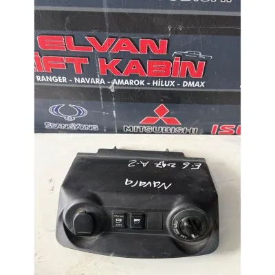 Nissan Navara Euro 6 2015-2019 Göğüs Paneli  Nissan