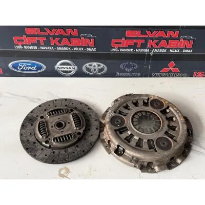 Nissan Navara Euro 5 2011-2015 Baskı  Nissan