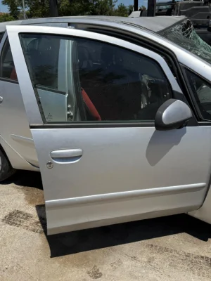 Mitsubishi Colt 2008 Sağ Ön Kapı Dolu