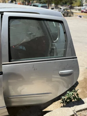 Mitsubishi Colt 2008 Sol Arka Kapı Boş 