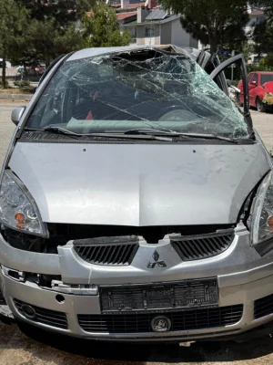 Mitsubishi Colt 2008 Sağ Sol Far