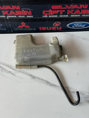 Nissan Skystar Radyatör Su Bidonu  Nissan