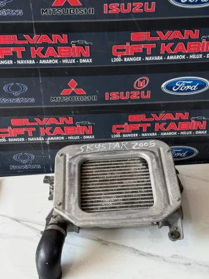 Nissan Skystar 2005 İnterkol Radyatörü 