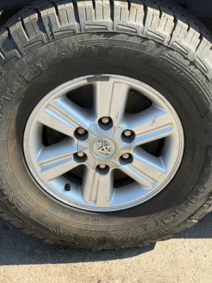 Toyota Hilux 2008-2013 Jant-Lastik Takım